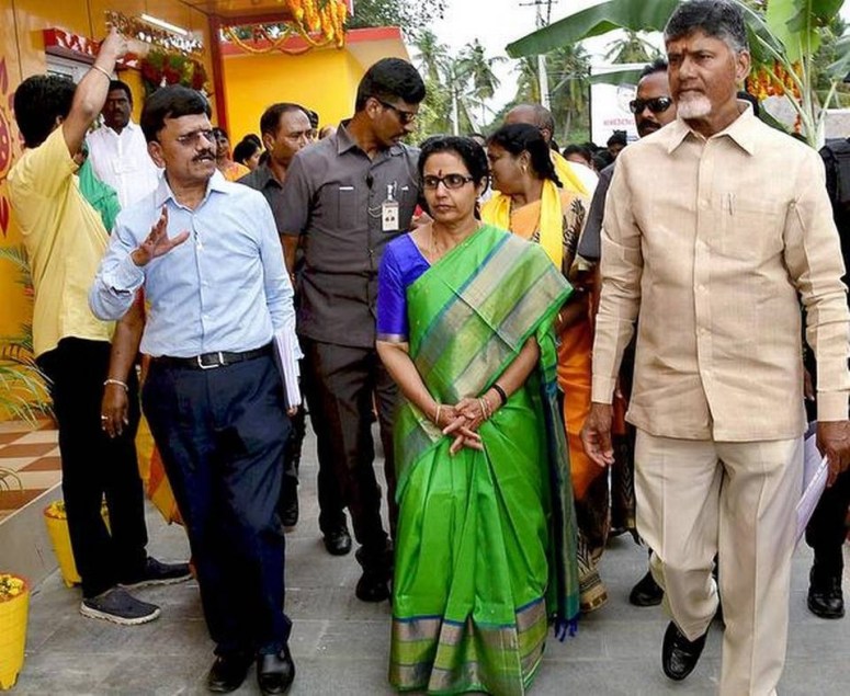 Collector with CM at Komaravolu Village.jpg